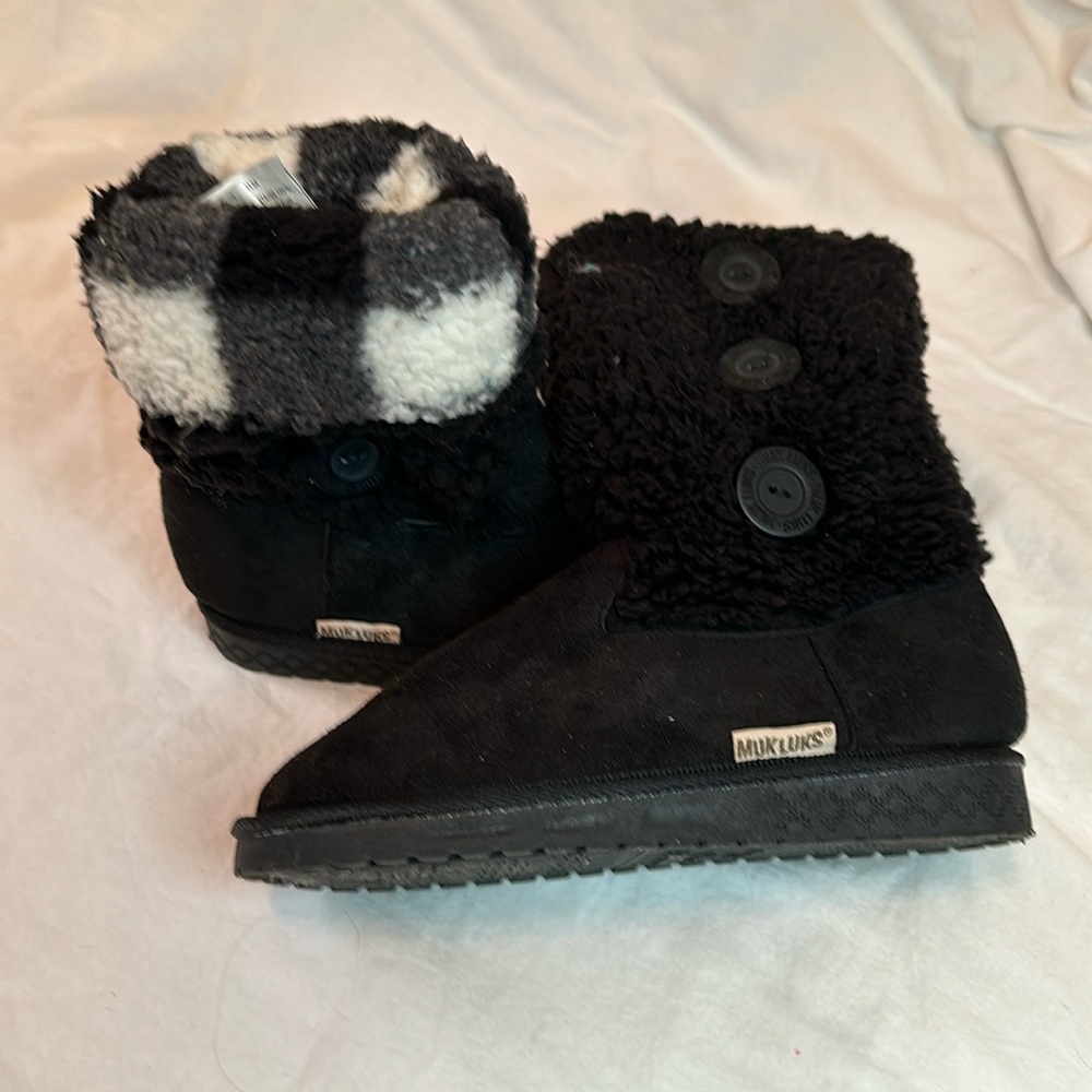 Muk Luks